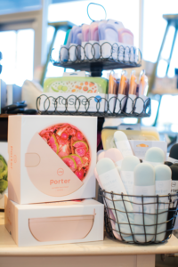 Barque merchandise display
