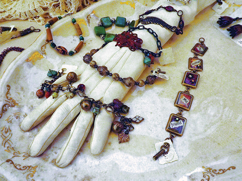 GSDI_Fall14_RetailDetails_Glove GSDI_Fall14_RetailDetails_Glove