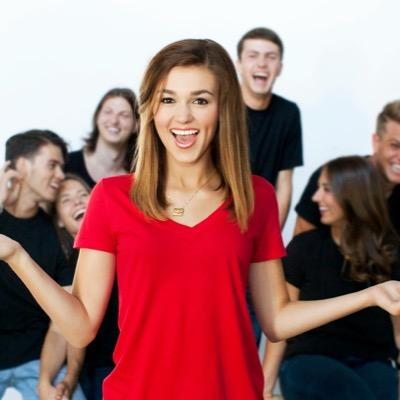 ‘Duck Dynasty’ star and former ‘DWTS’ contestant Sadie Robertson to promote new Glory Haus line in Atlanta
