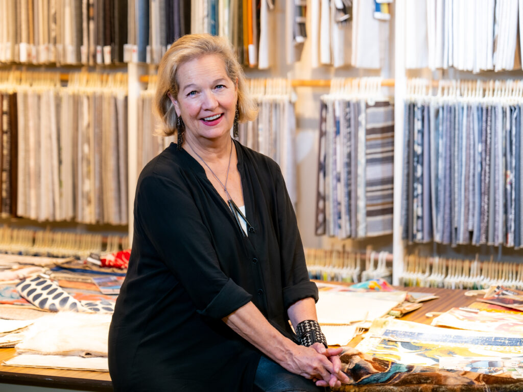 Caroline Hipple receives the Academy of Achievement honor