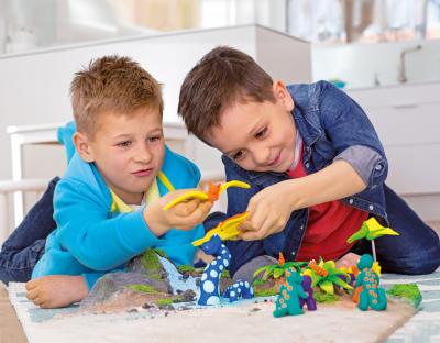 New toy survey shows vast majority of parents think hands-on play is important
