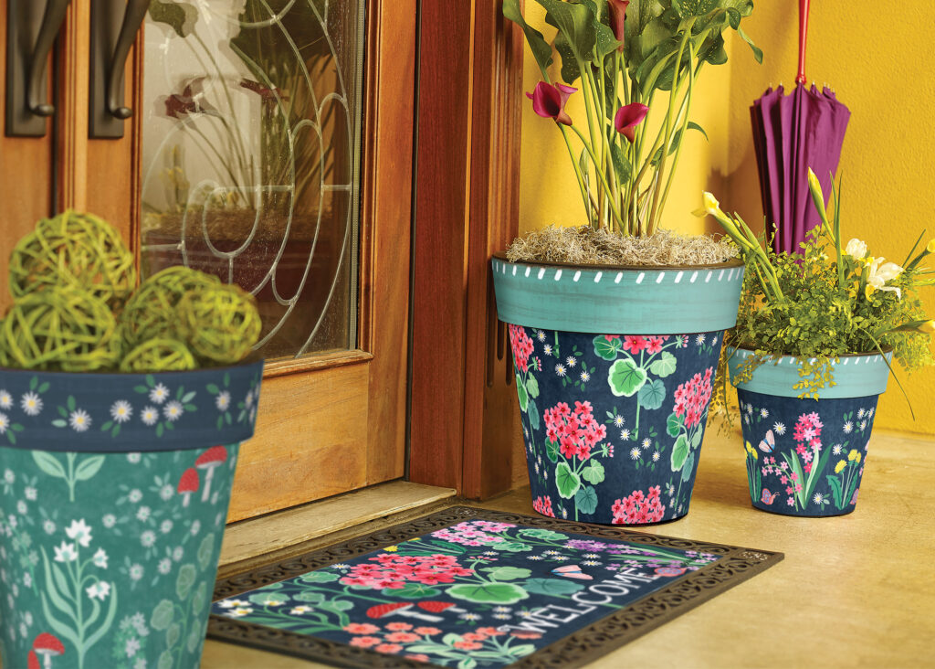 Las Vegas Market features products for inside or outside