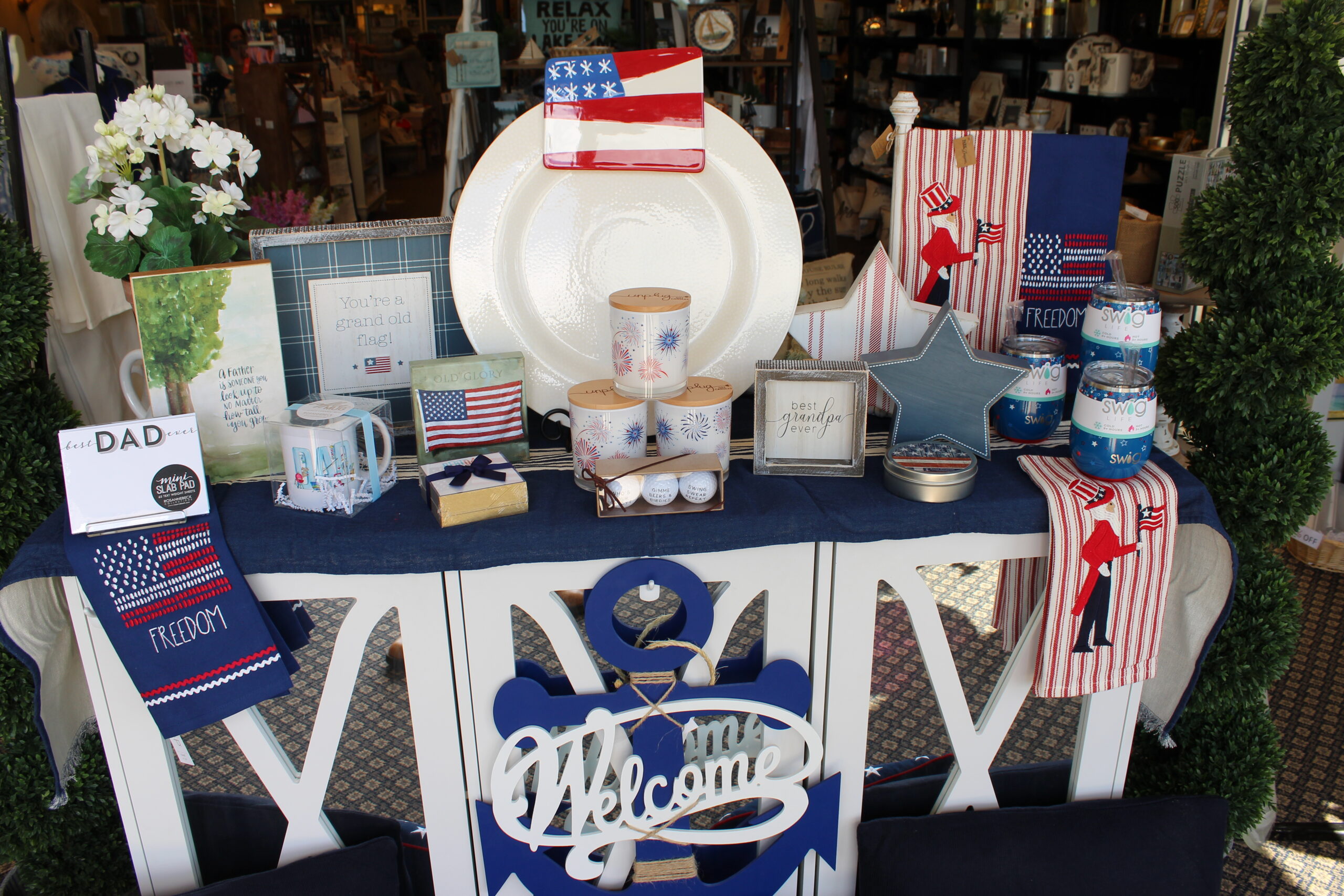 Fourth of July Merchandise Display at Zazu Gifts