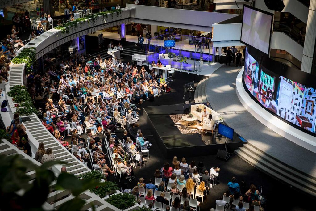 July Market Features Over 8,000 Brands